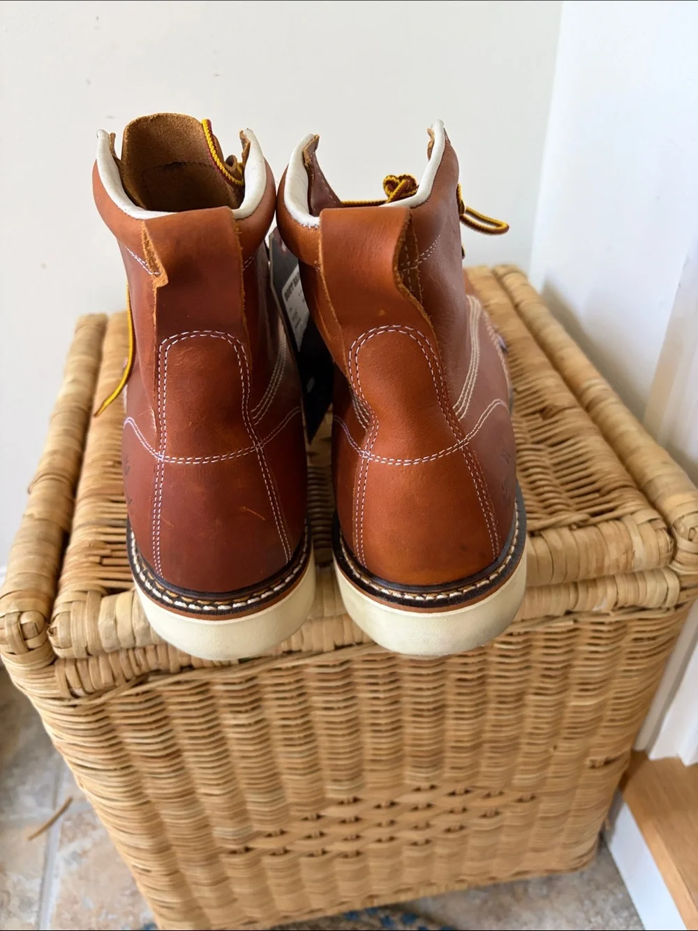 Thorogood American Heritage 6” Tobacco Moc Toe Work Boots Size 10 D NWT